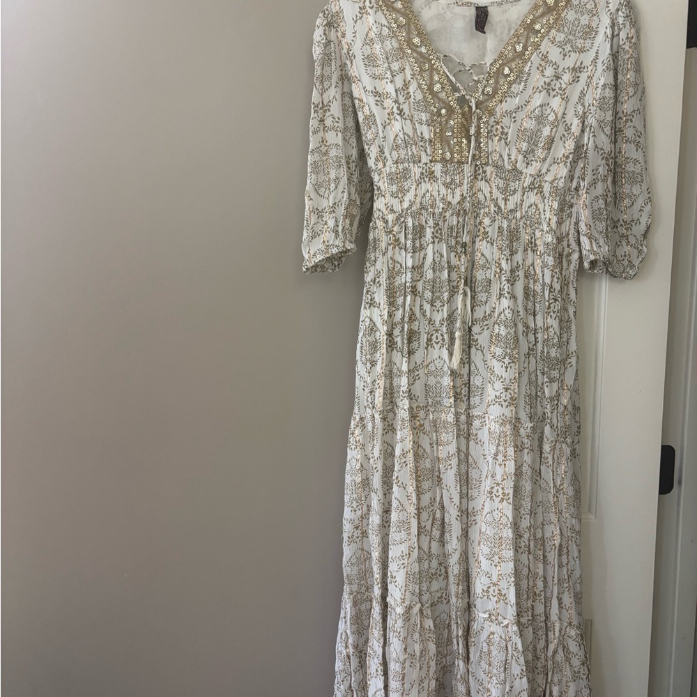 Me2Magic Women's Long Sleeve Dress - Gold